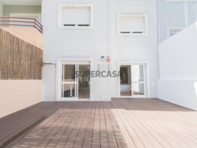 Casa venda em Chegadinho, Almada