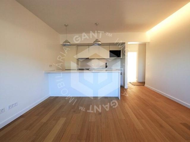 Apartamento venda em Almada, Setúbal