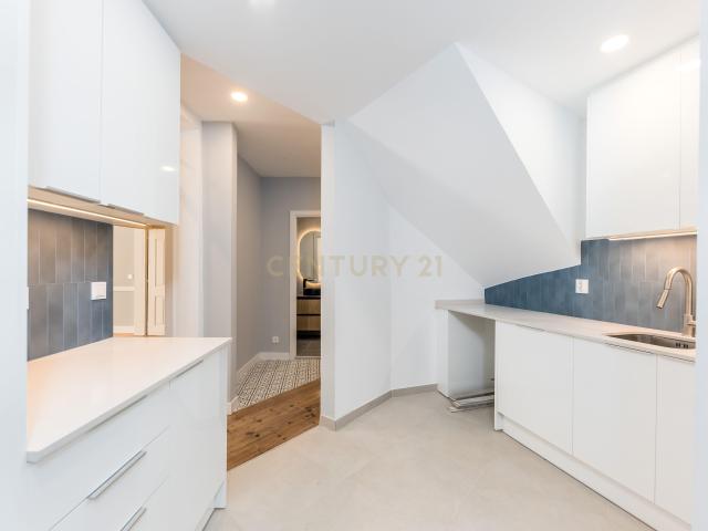 Apartamento venda em Santa Maria Maior, Lisboa