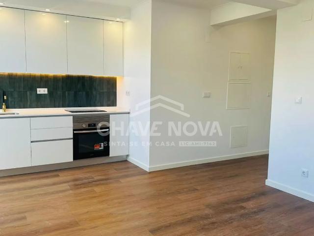 Apartamento venda em Amadora, Lisboa