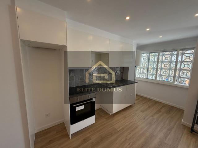 Apartamento venda em Encosta do Sol, Amadora