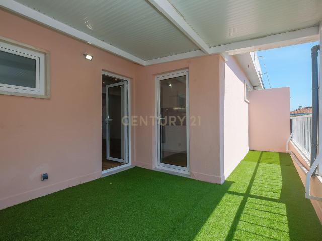Apartamento venda em Vale de Carenque, Sintra
