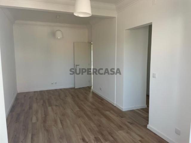 Casa venda em Bairro dos Corticeiros, Seixal