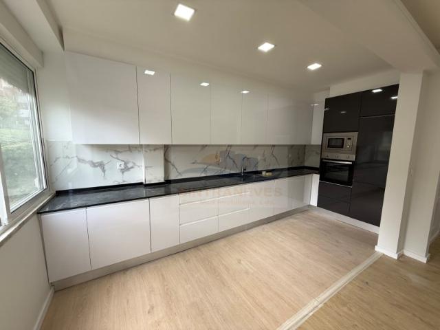 Apartamento venda em Urbanização Serra das Brancas, Amadora