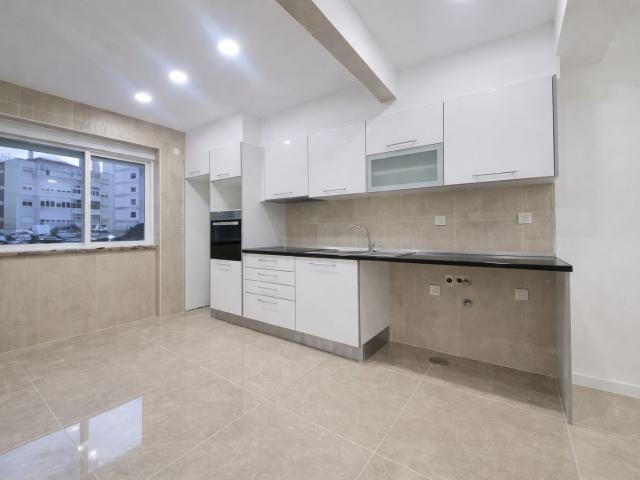 Apartamento venda em Cova da Piedade, Almada
