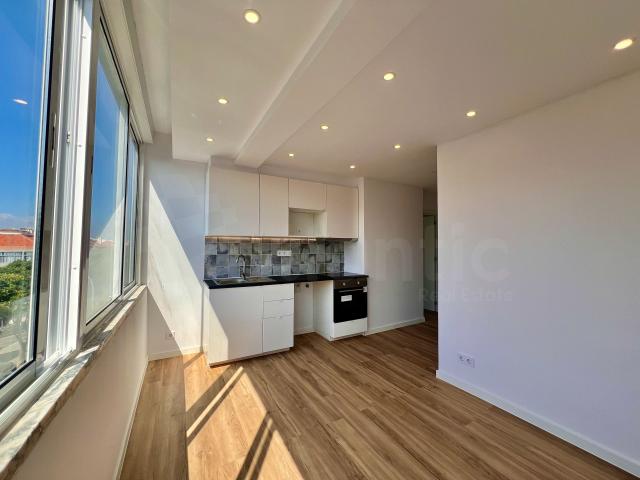 Apartamento venda em Damaia, Amadora