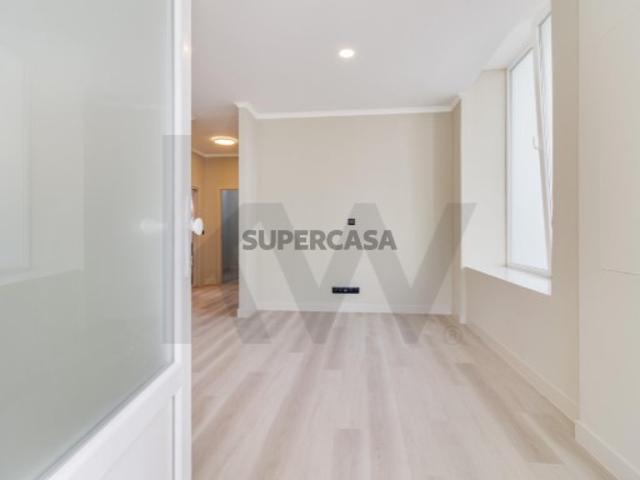 Casa venda em Santiago Dos Velhos, Lisboa