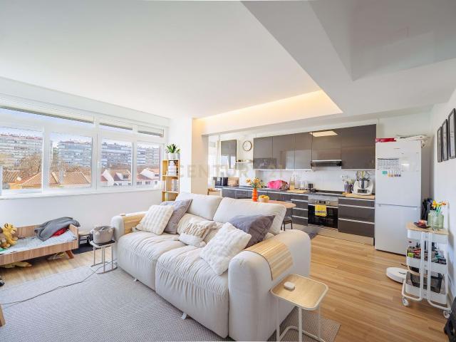Apartamento venda em Buraca, Amadora