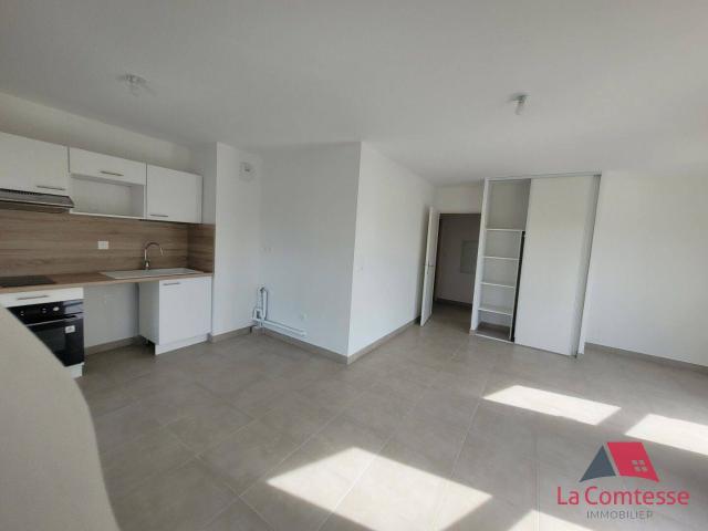 Appartement location à Lotissement la Cabassude, Trets
