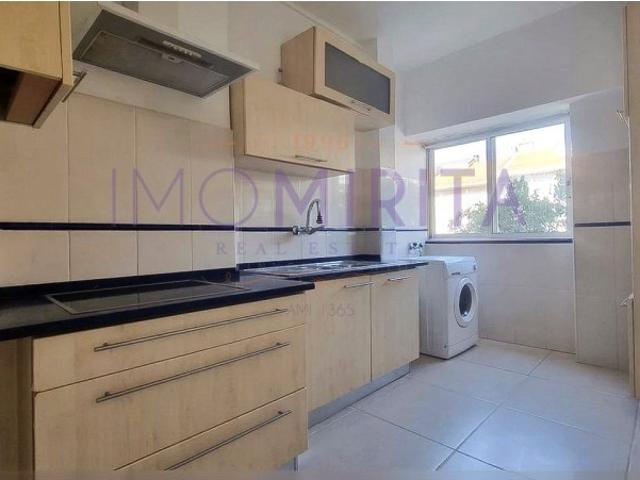 Apartamento venda em Carriche, Lisboa