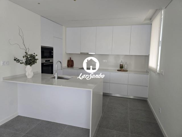 Apartamento venda em Maia, Gueifães
