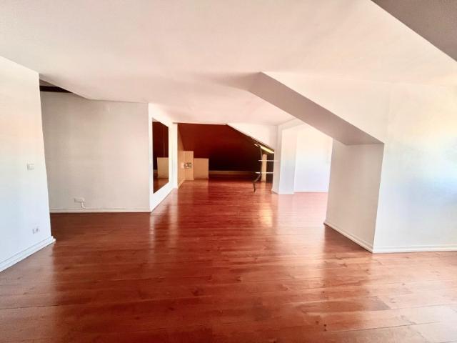 Apartamento alugar em Misericórdia, Lisboa