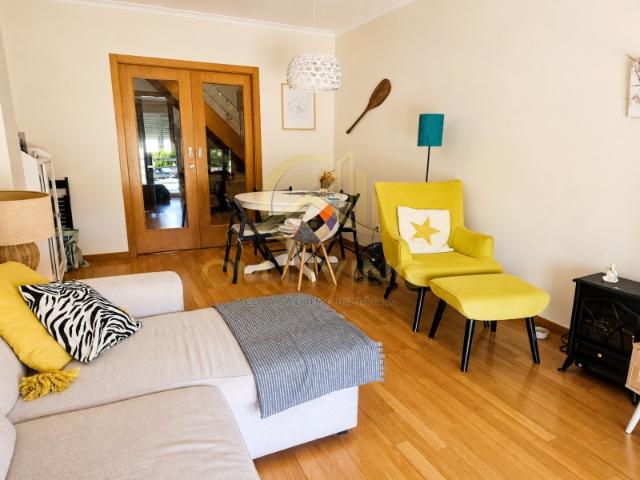 Apartamento venda em Almada, Setúbal