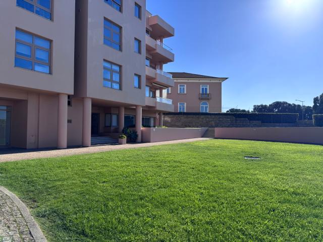 Apartamento alugar em Porto, Aldoar