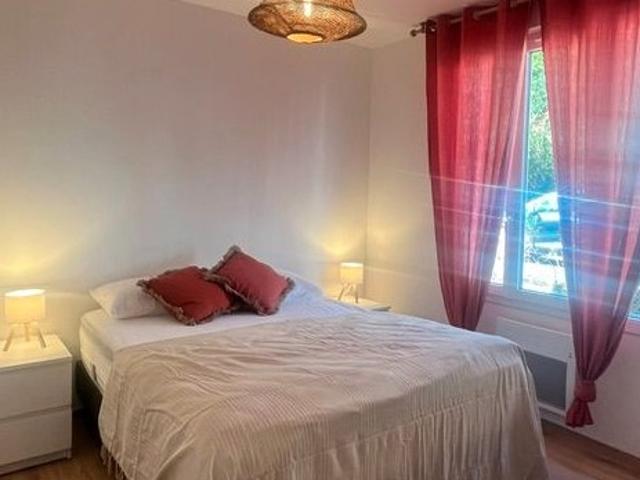Appartement location à Saint-Seurin-sur-l'Isle, Gironde