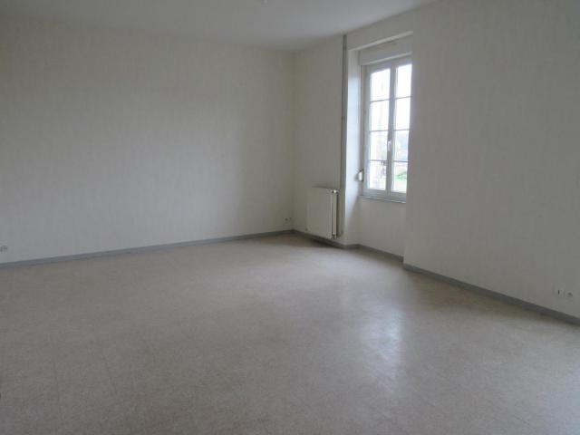 Appartement location à Le Magasin, Saint-Mard-de-Réno