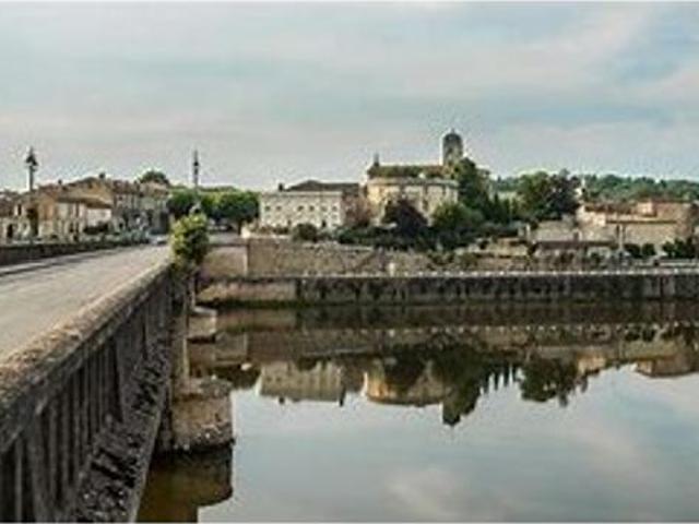 Appartement location à Castillon-la-Bataille, Gironde