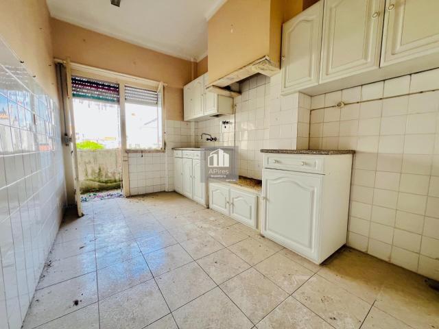 Apartamento venda em Almada, Setúbal