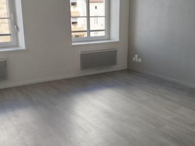 Appartement location à Neufchâteau, Dompaire