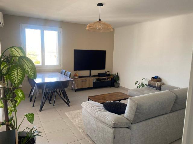 Appartement location à Les Savels, La Bastidonne