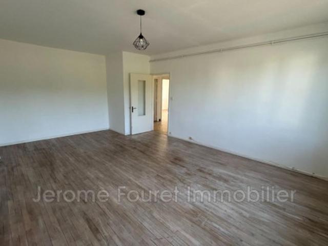 Appartement location à Ussel, Montaignac-saint-hippolyte