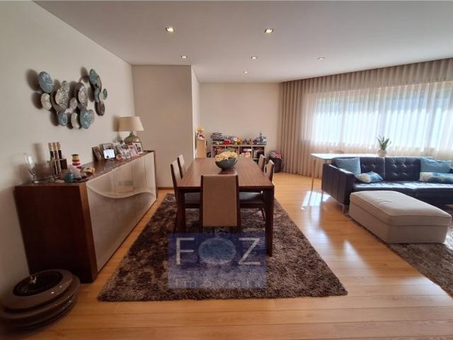 Apartamento alugar em Porto