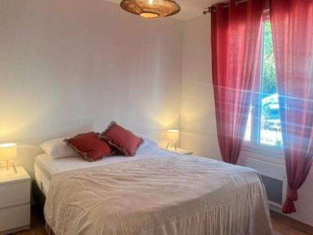Appartement location à Saint-Seurin-sur-l'Isle, Gironde