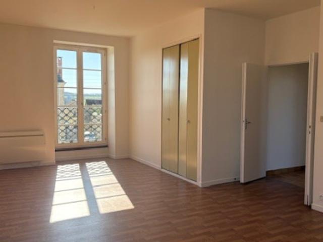 Appartement location à La Châtre, Sainte-sévère-sur-indre