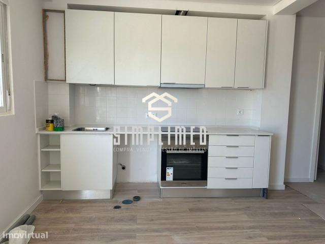 Apartamento alugar em Alhos Vedros, Bairro João da Silva