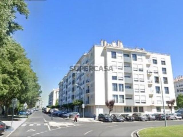 Casa venda em Damaia, Amadora