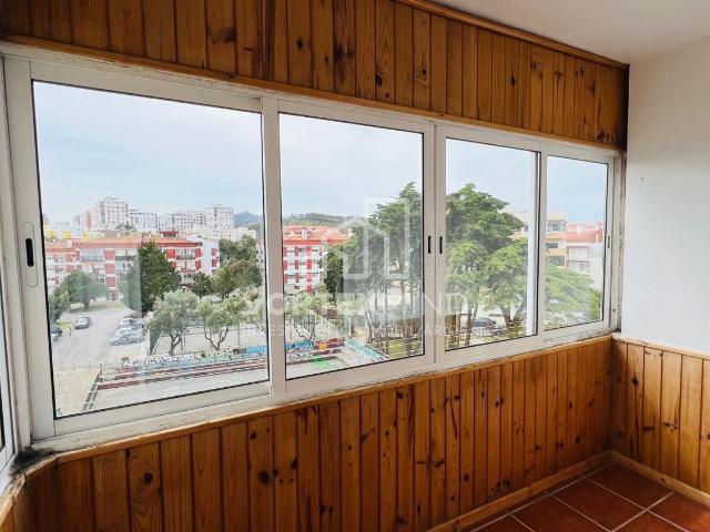 Apartamento alugar em Mem Martins, Algueirão-Mem Martins
