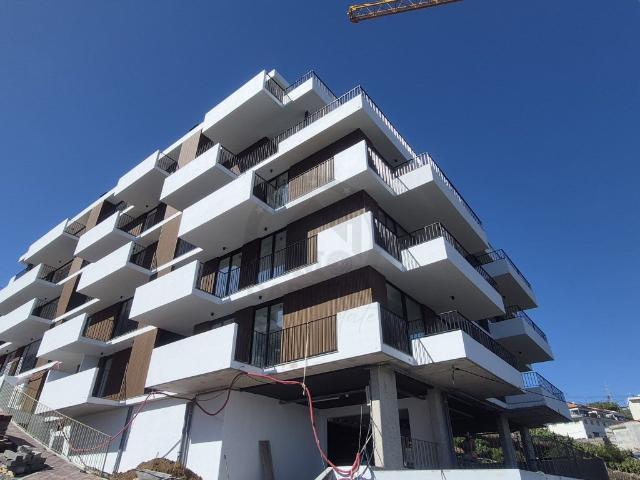 Apartamento venda em Câmara De Lobos, Ilha Da Madeira