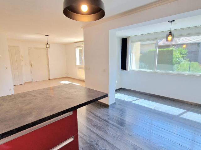 Appartement vente à Saint-Julien-en-Genevois, Auvergne-Rhône-Alpes