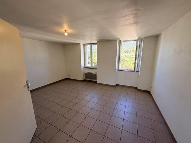 Appartement location à Saint-Jean-en-Royans, Drôme