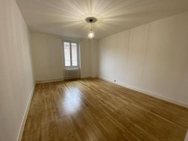 Appartement location à Saint-Jean-d'Ardières, Belleville-en-Beaujolais
