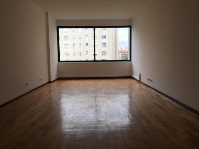 Apartamento alugar em Porto, Lordelo Do Ouro