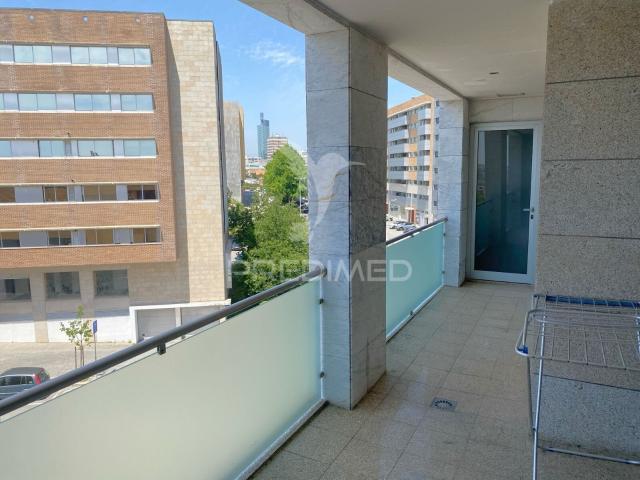 Apartamento venda em Maia, Gueifães