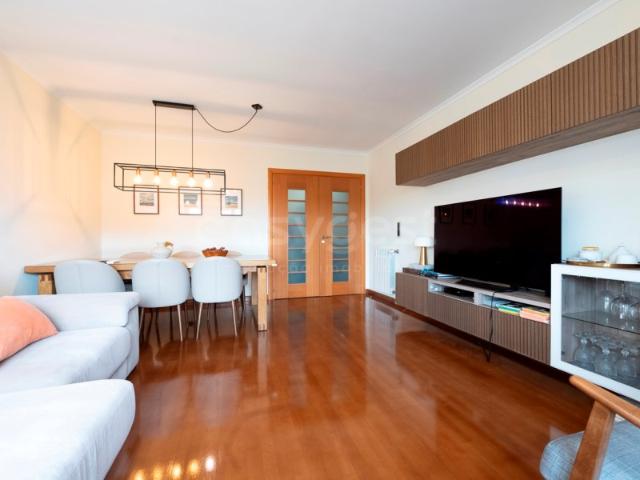 Apartamento venda em Poço do Bispo, Lisboa