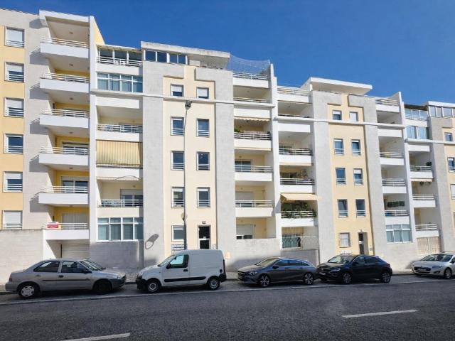 Apartamento venda em Carcavelos, Cascais