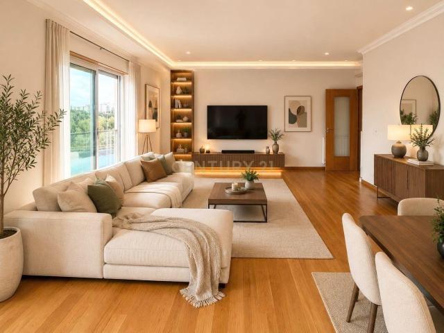 Apartamento venda em Santa Clara, Lisboa