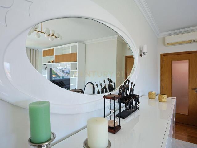 Apartamento venda em Santa Clara, Lisboa