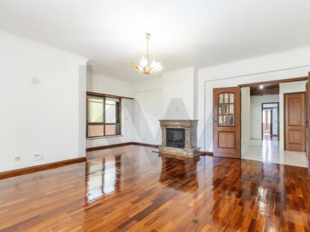 Apartamento venda em Carnide, Carnide