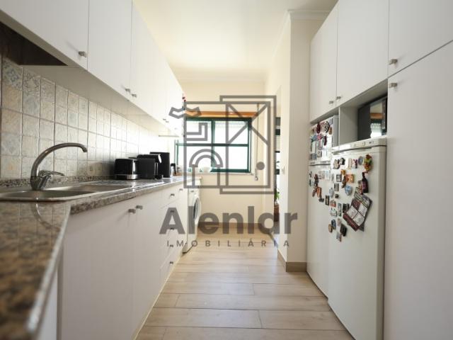 Apartamento venda em Alenquer (Santo Estêvão e Triana), Alenquer