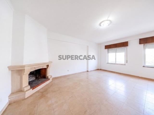 Casa venda em Zona Residencial de Santa Marta do Pinhal e de Corroios, e de Quinta da Marialva, Seixal