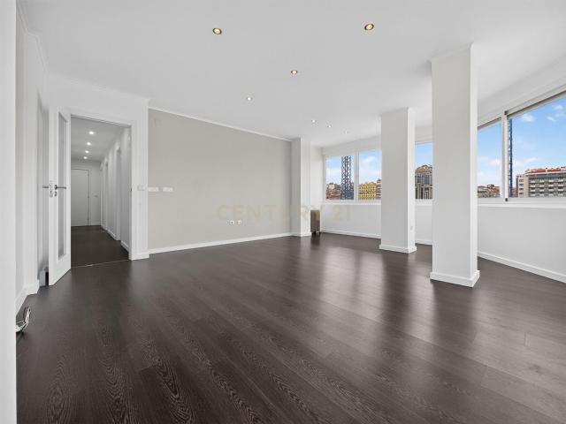 Apartamento venda em Avenidas Novas, Lisboa