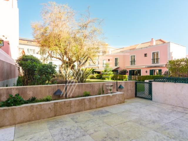 Apartamento alugar em Estrela, Lisboa
