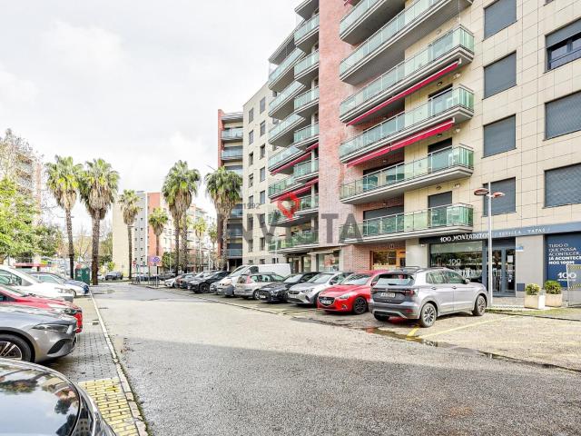 Apartamento venda em Sobralinho, Lisboa