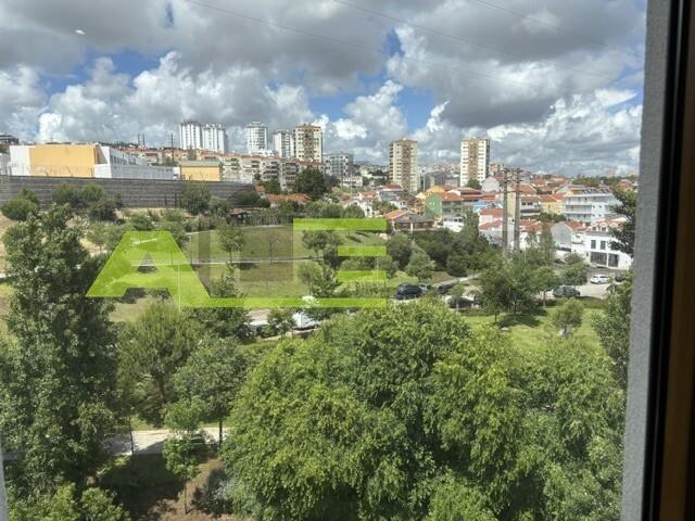 Apartamento venda em Casal do Chapim, Odivelas