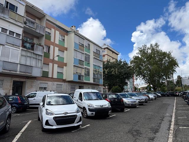 Apartamento venda em Buraca, Amadora