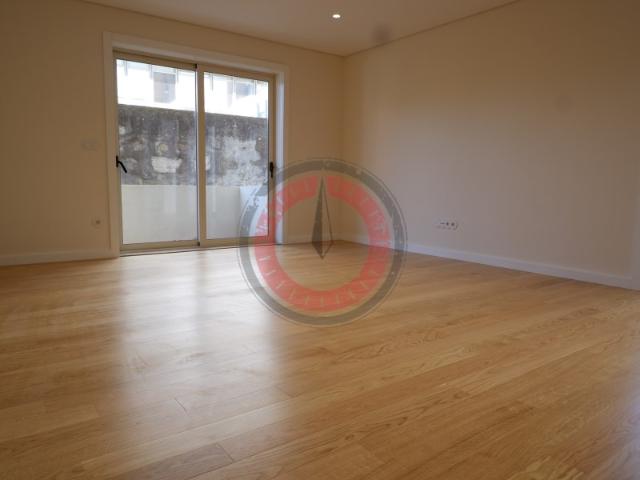 Apartamento venda em Porto, Lordelo Do Ouro